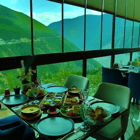 Dergiz Tatil Koeyue *